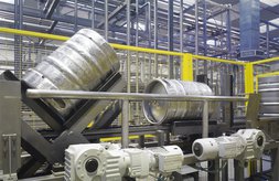 Double cross keg turning station